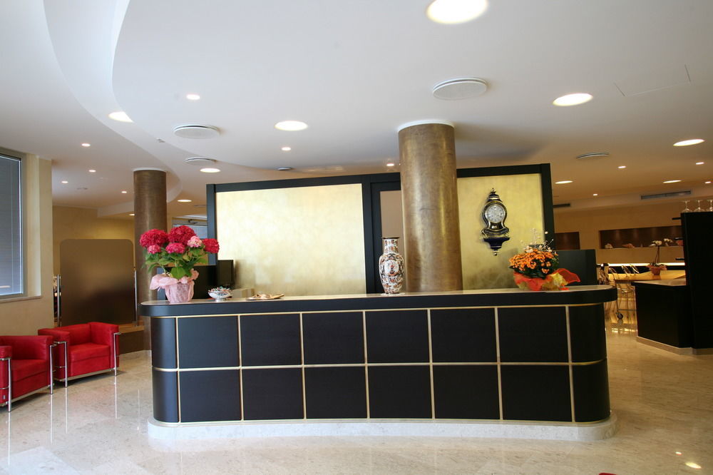 Hotel 5 Vie Almenno San Salvatore Eksteriør bilde